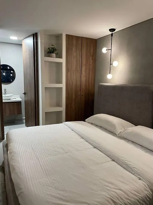 Luxury 3Br Apt In Laureles Medellín 0*,