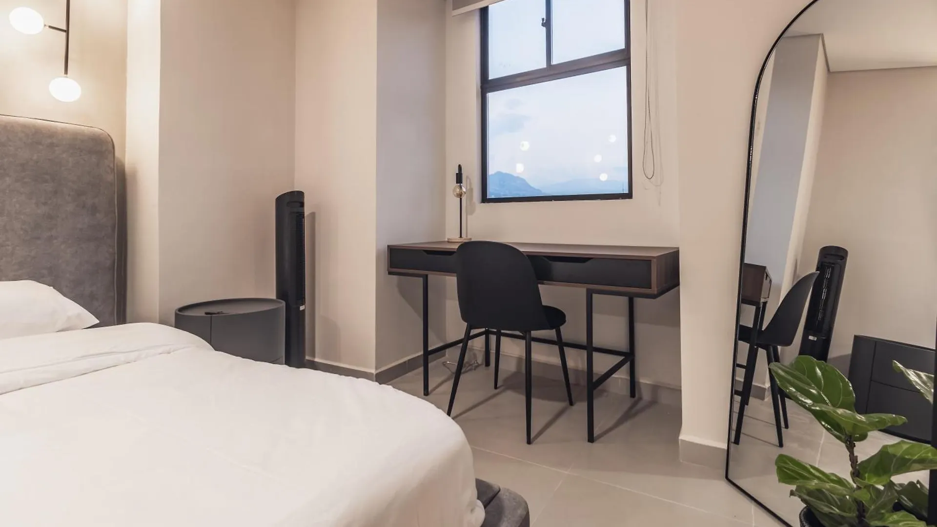 Luxury 3Br Apt In Laureles Medellín Apartman