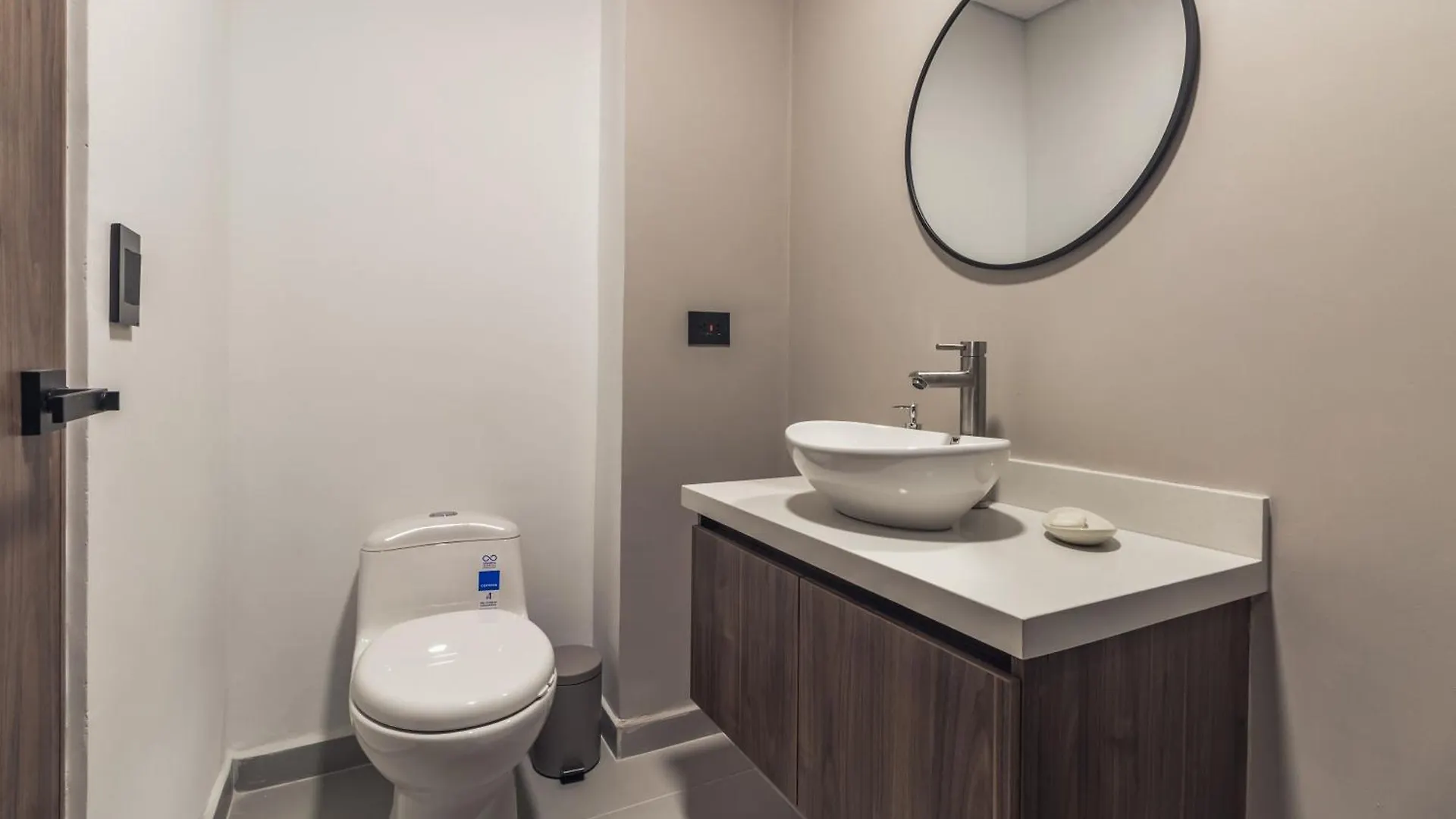 Apartment Luxury 3Br Apt In Laureles Medellin Colombia